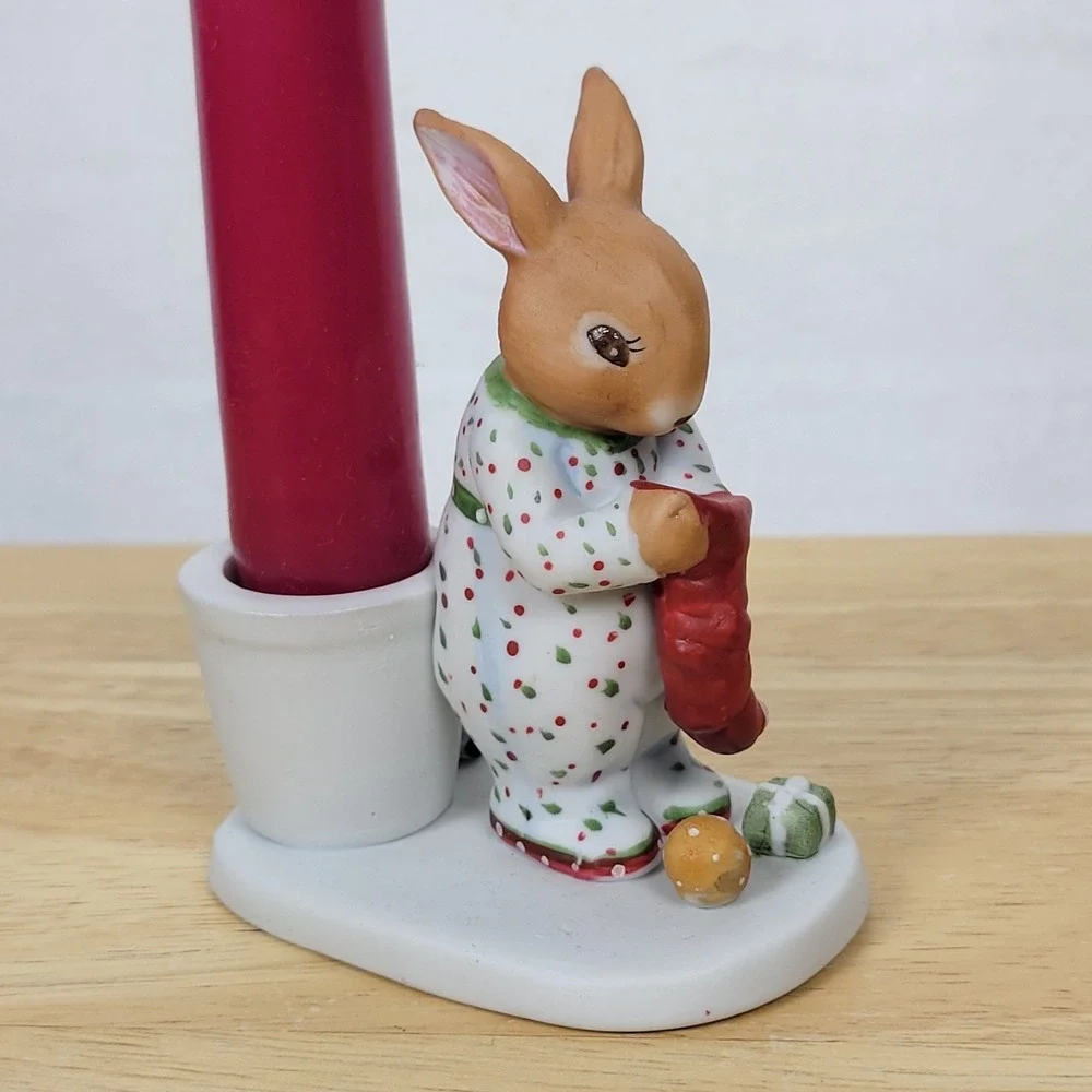 VTG 1986 Susan Isabelle Christmas Bunny Candle Votive Holder Porcelain Figurine